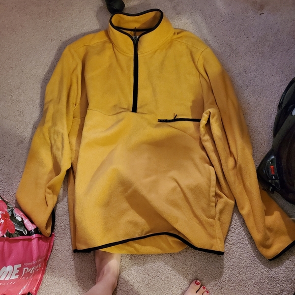 Goodfellow & Co Men’s Polar Fleece High Neck 1/2 Zip Sweatshirt Gold Size XXL - Picture 3 of 4